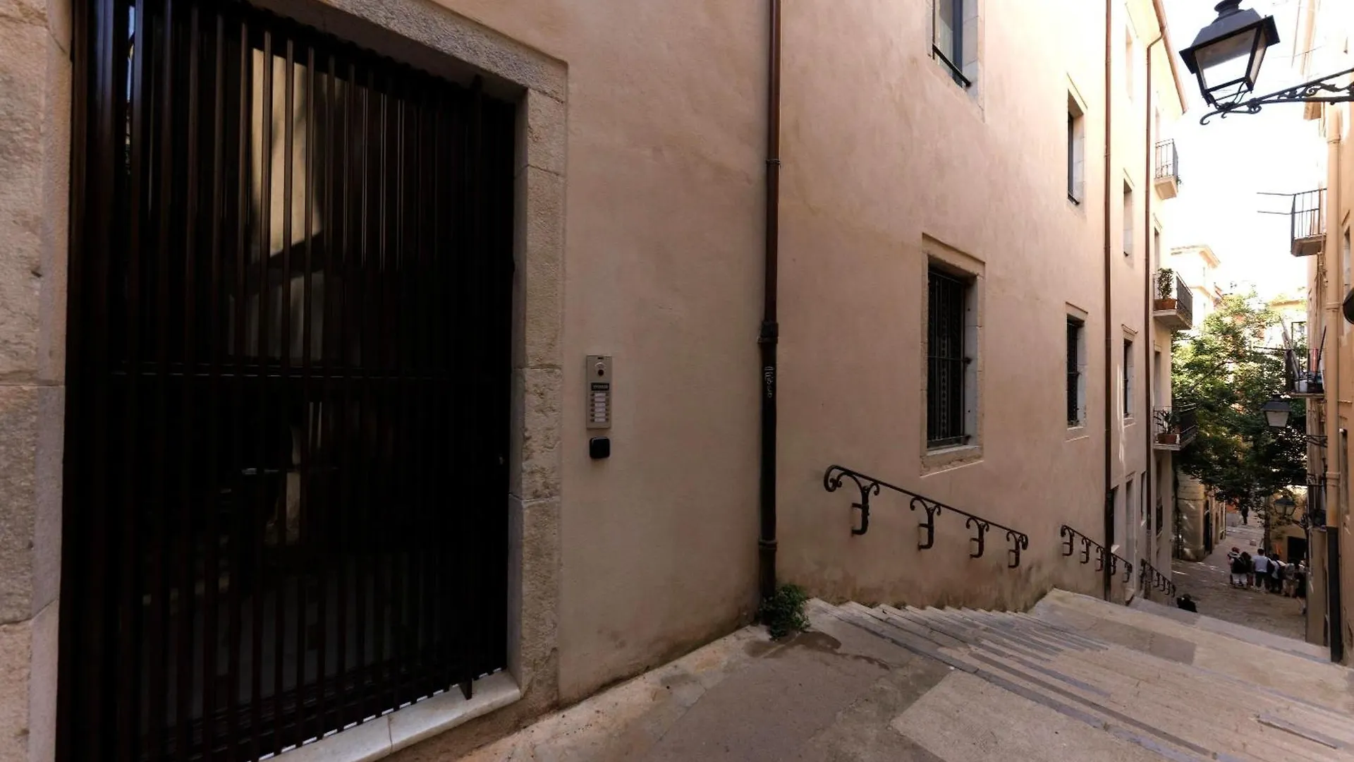 Bravissimo Vivaldi 1A, Monthly Apartment Gerona